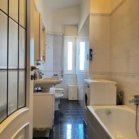 Quadrilocale A 2 Passi Dal Mare Apartmán *