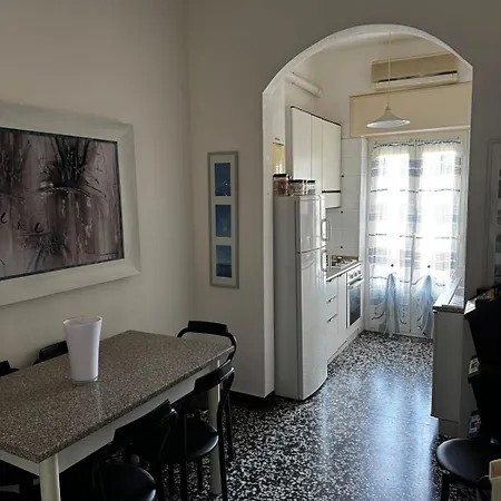 Apartman Quadrilocale A 2 Passi Dal Mare *
